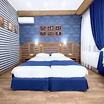 Lucky Ship Art Mini-hôtel 3*
