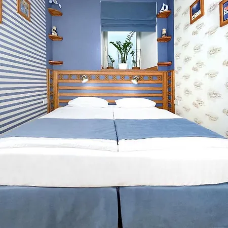 Lucky Ship Art Mini-hôtel 3*