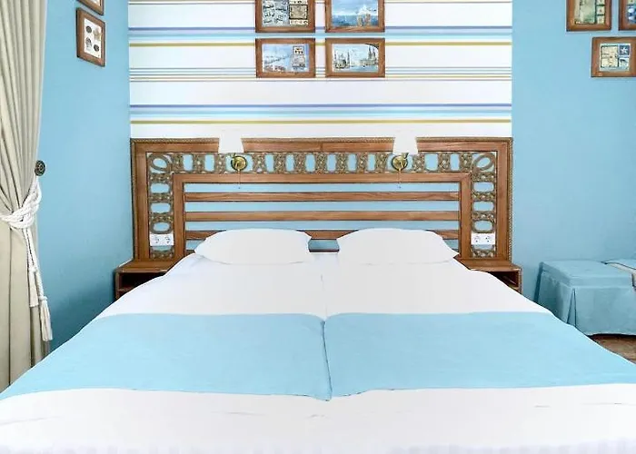 Mini-hôtel Lucky Ship Art