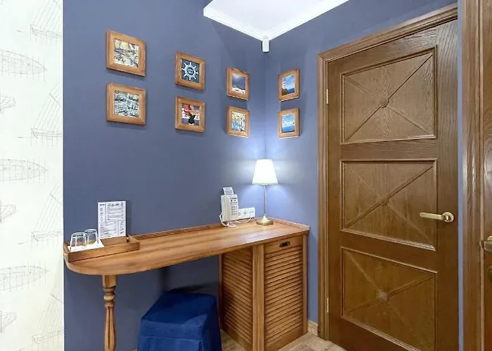 Lucky Ship Art Πανδοχείο Οδησσός