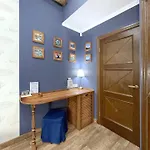 Lucky Ship Art Мініготель Одеса