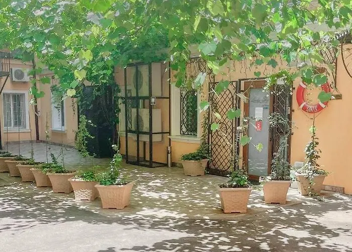 Lucky Ship Art Han/Misafirhane